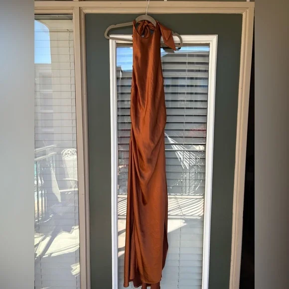 Hello Molly LIGHT MINDS SATIN MAXI DRESS CHOCOLATE halter neck twist back sz 4 - Picture 5 of 12